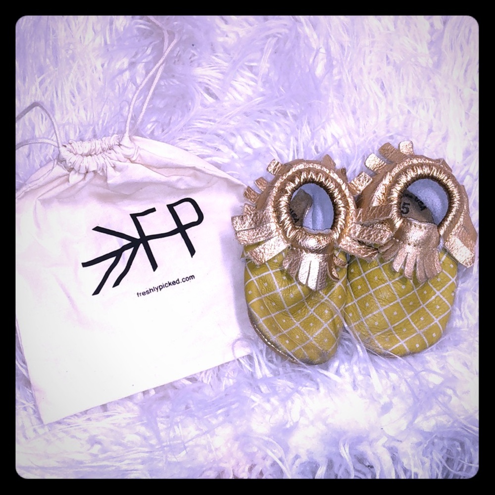 Freshly Picked 🍍 Pineapple Moccasins